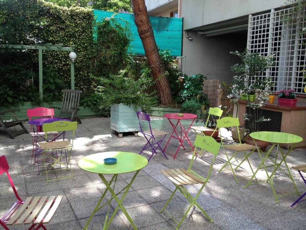 Garden Hotel Toulouse Exteriör bild